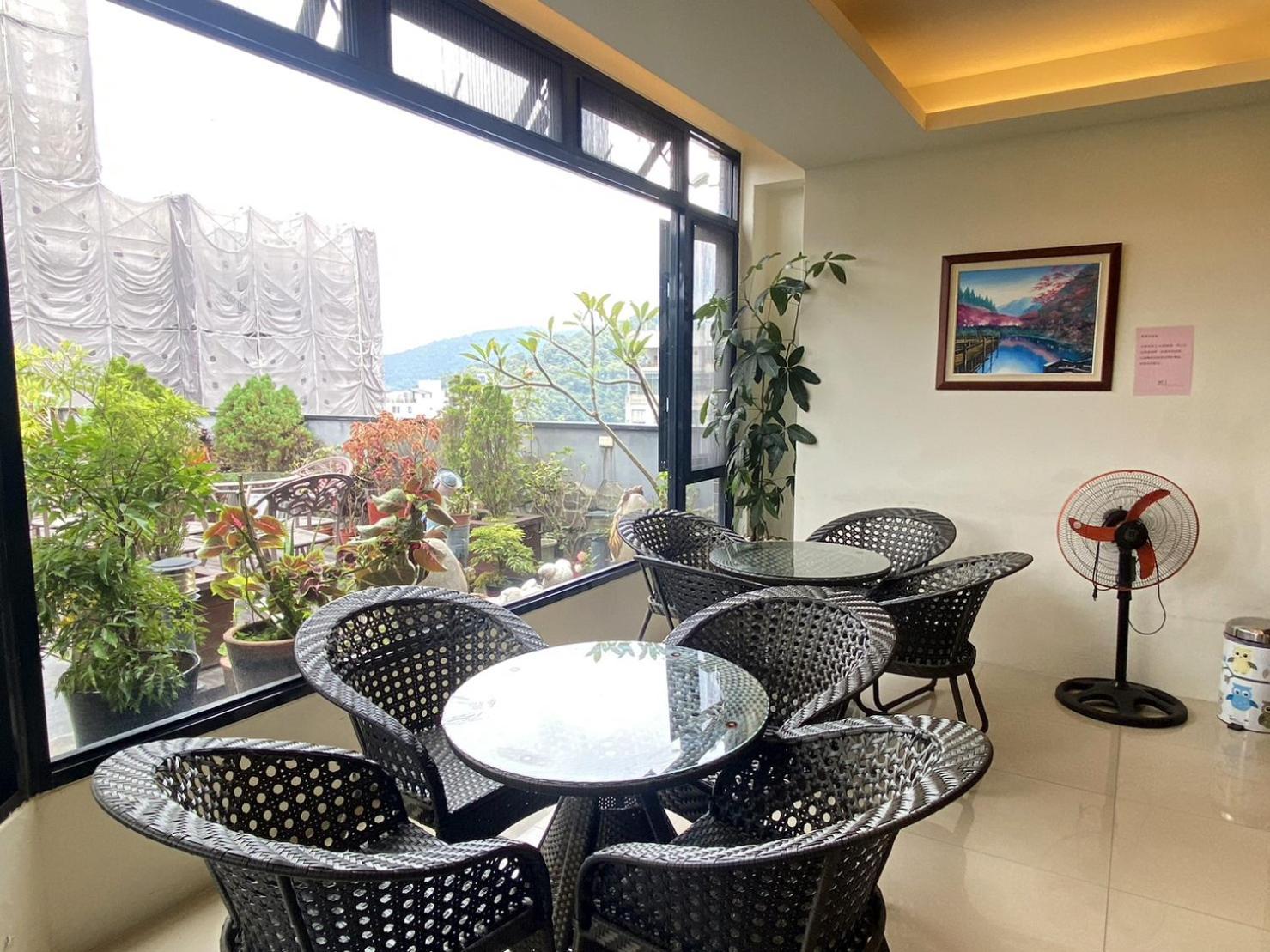 Cherry Feast Resort Юйчи Экстерьер фото