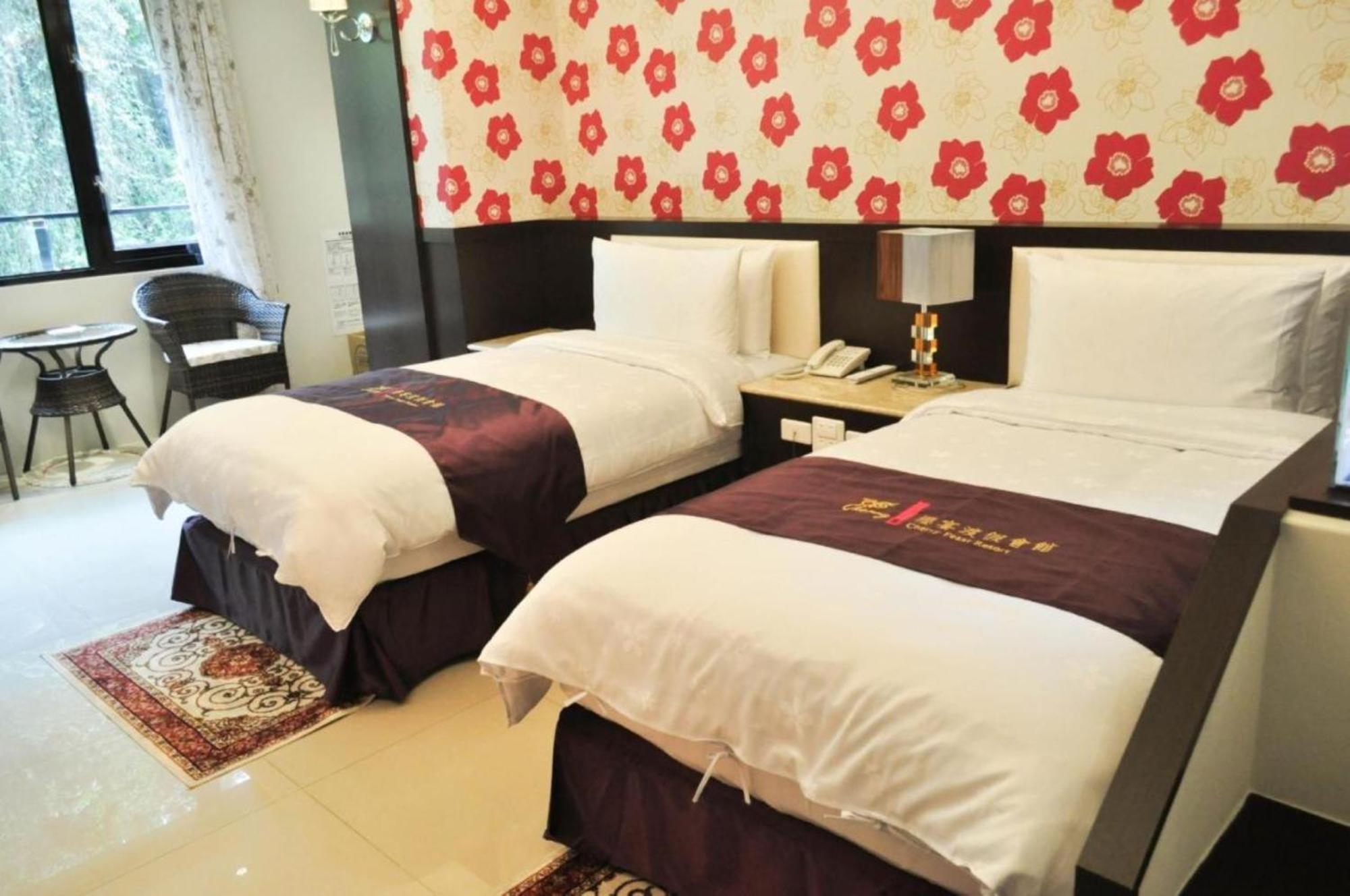 Cherry Feast Resort Юйчи Экстерьер фото